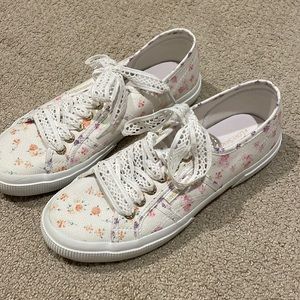 Love Shack Fancy x Superga Sneaker